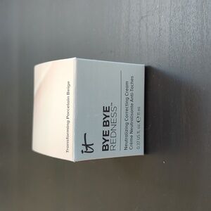 Bye Bye Redness Correcting Cream